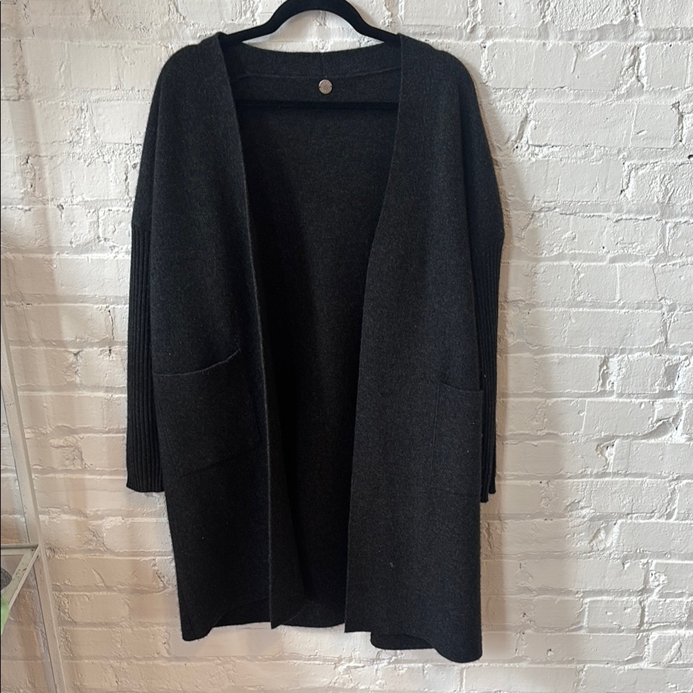 Mer Sea Co black shawl sweater size Large